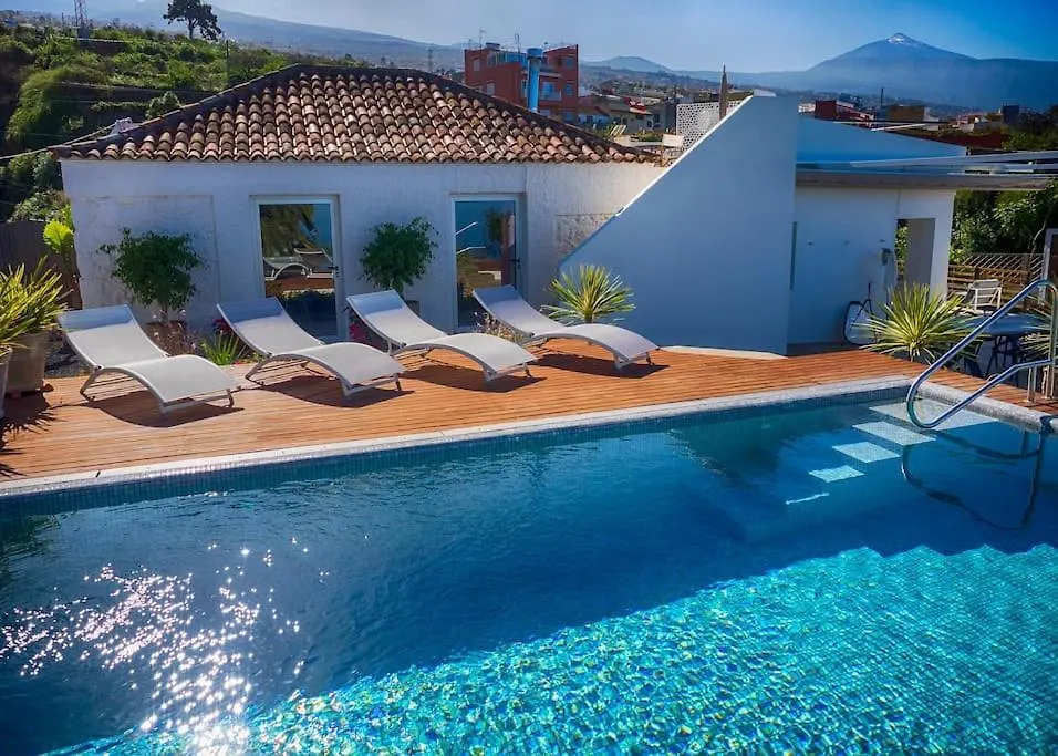 Villa Casa Vina: A Spectacular Away From It All Holiday La Orotava